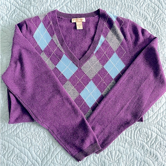 Simply Cashmere Sweaters - Women’s Simply Cashmere Vneck sweater, size XL